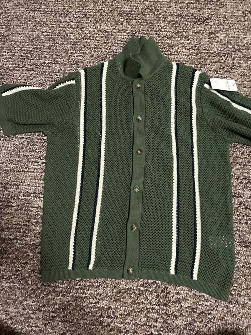 Men’s nwt small Lucky brand green short sleeve sweater button down